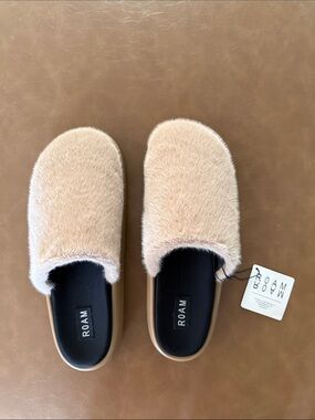 ROAM Plush Faux-Fur Slide Mules in Light Beige